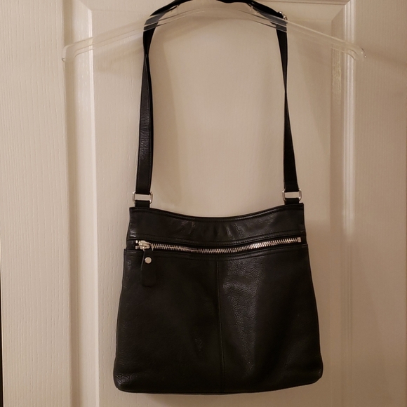 margot Handbags - EUC Margot Lorna Crossbody Bag